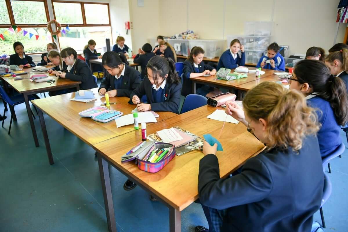 Fewer teachers but extra pupils