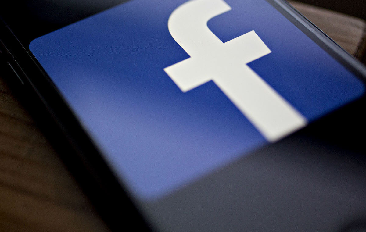 Facebook to make jobs, credit score ads searchable for US customers 1