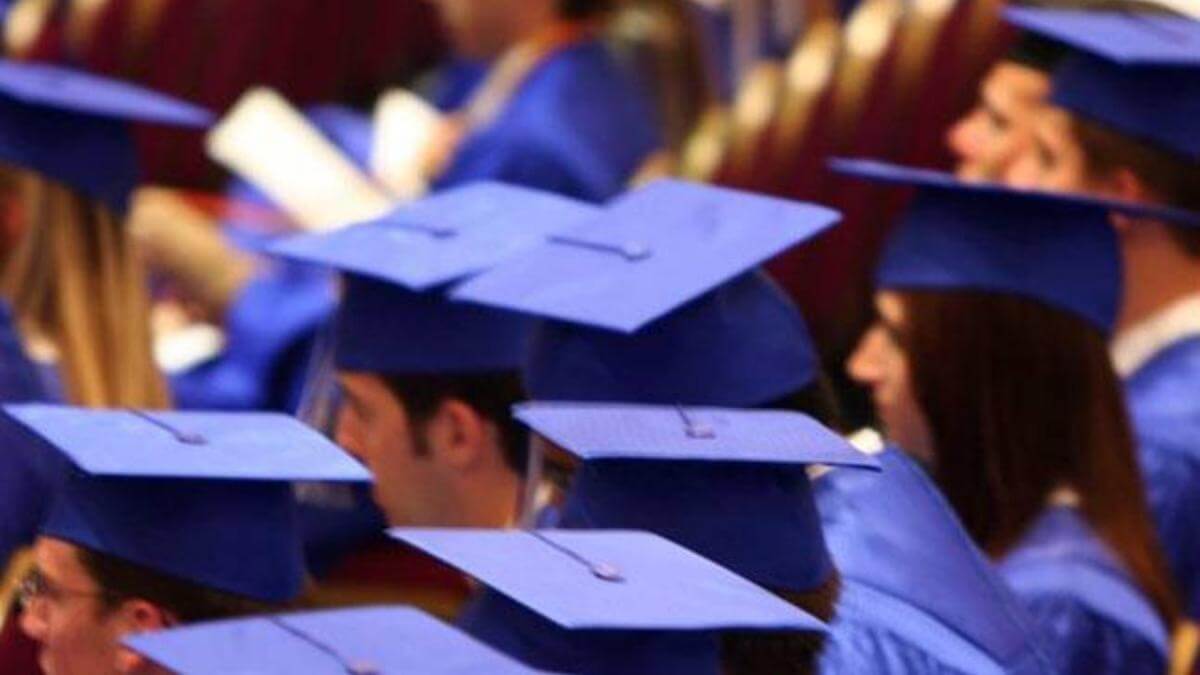 Uncover the Advantages of an Online Juris Doctorate Program 3