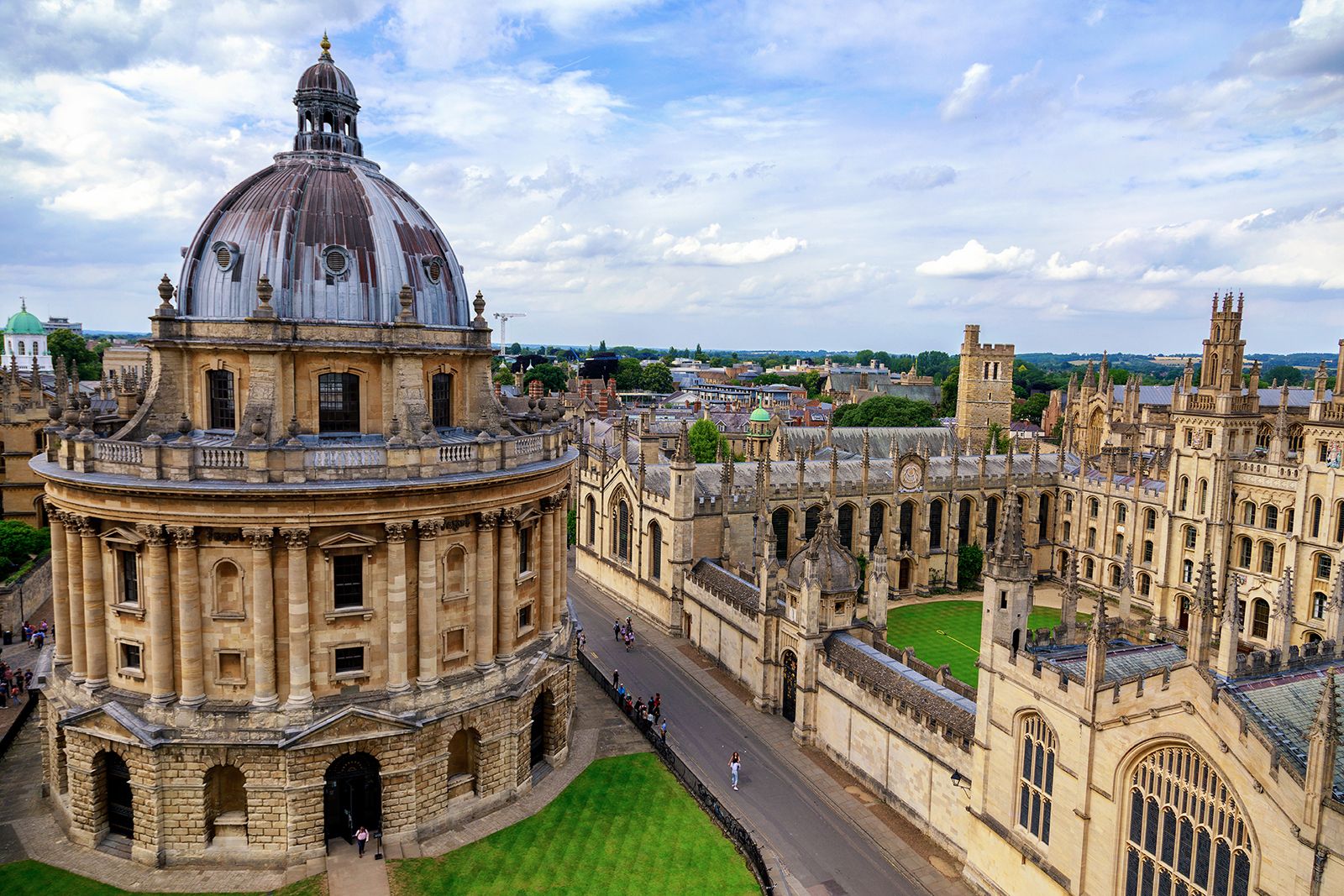 Oxford University Courses Online: Is It a Good Investment? 1
